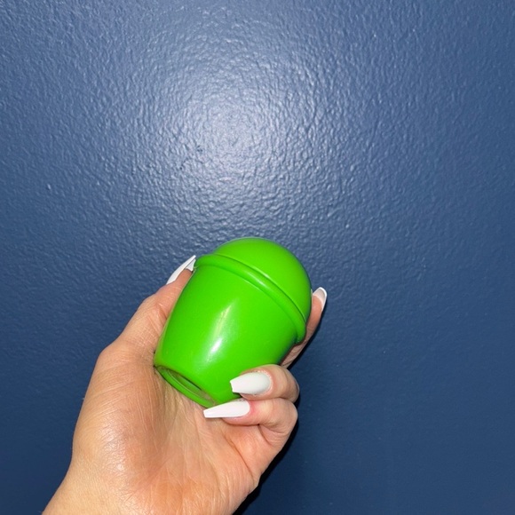 Vintage little tykes Baby Rattle Pepper Shaker Green Toy - Picture 5 of 5